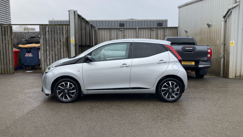 Toyota Aygo 1.0 VVT-i X-Trend TSS 5dr x-shift Petrol Hatchback